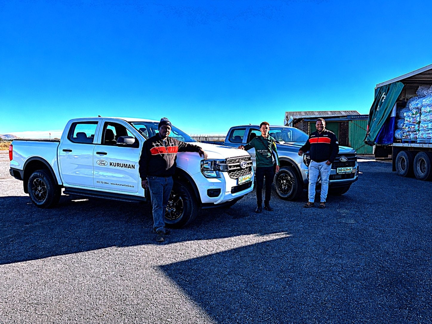Across washed-out roads and isolated communities near Kuruman, Ford dealers and Gift of the Givers worked together to help deliver essential relief supplies to families cut off by severe flooding.